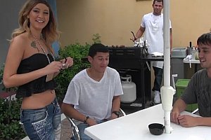 欧美大胆少妇xxxbbb